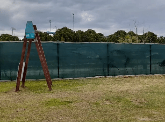 bahçe gizleme filesi çitörtüsü gölgelik çit filesi sera örtüsü çit örtüsü toptan çit filesi Çit Filesi, File, HdPE, Raşel Dokuma, Şeritli-Halkalı, Yeşil çit