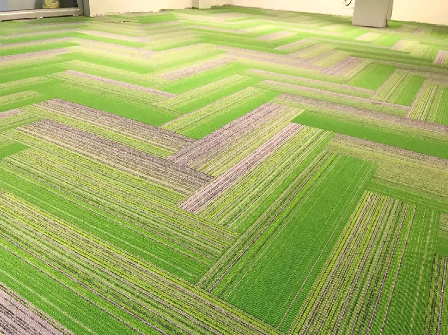 Heartbeat Yeşil Karo Halı 25x100 Ofis ve Otel Halısı karo halı plank halı