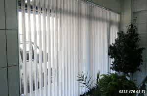 Gri Dikey Pvc Perde Ofis Perdesi