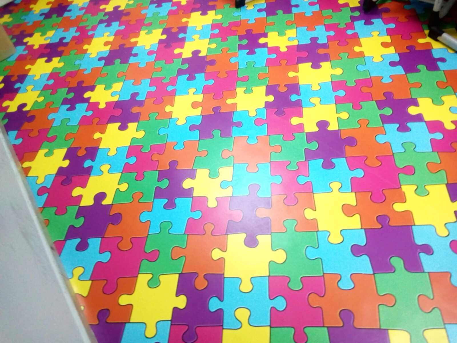 Puzzle Mineflo Yer döşeme Anaokulu Kreş Zemin Kaplama Puzzle desenli mineflo pvc yer döşeme puzzle mineflo anaokulu mineflo döşeme kreş zemin kaplama