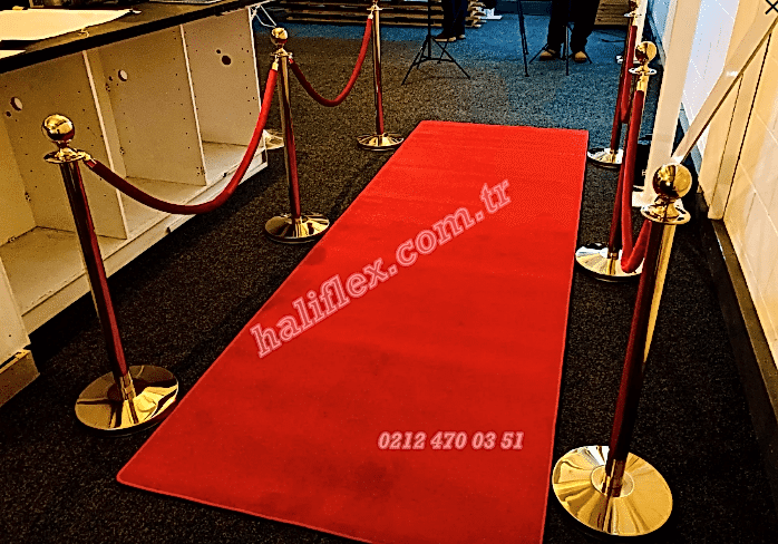 vip halı Kırmızı renk protokol halısı kırmızı protokol yolluk toptan protokol yolluk bukle kırmızı protokol yolluk halı tören halısı geçiş halısı vip halı kırmızı