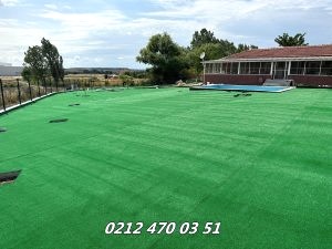 Toprak Üstü Çim Halı – Hızlı ve Pratik Yeşil Alan Çözümü