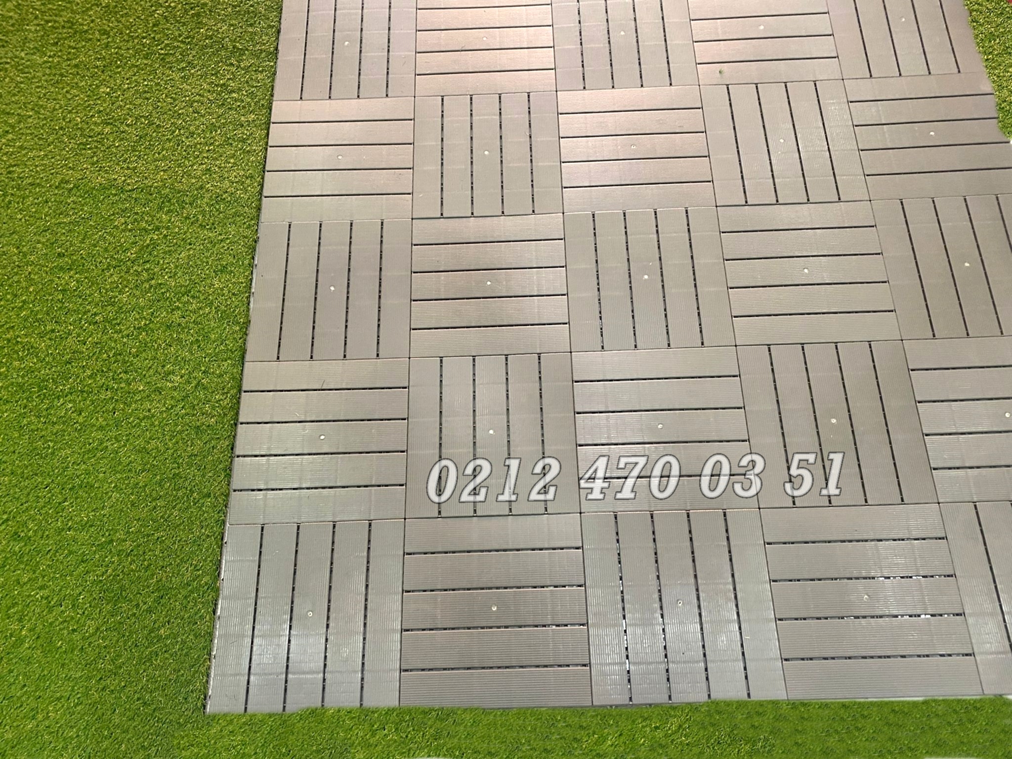 30x30 Modüler Plastik Karolar – Ahşap Estetiği, Plastik Dayanıklılığı